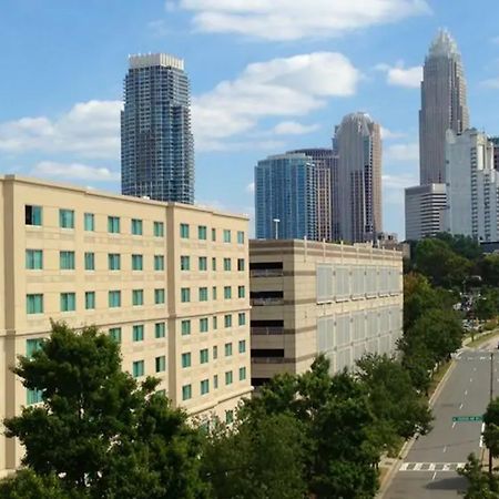 Doubletree By Hilton Charlotte Uptown Hotel Luaran gambar