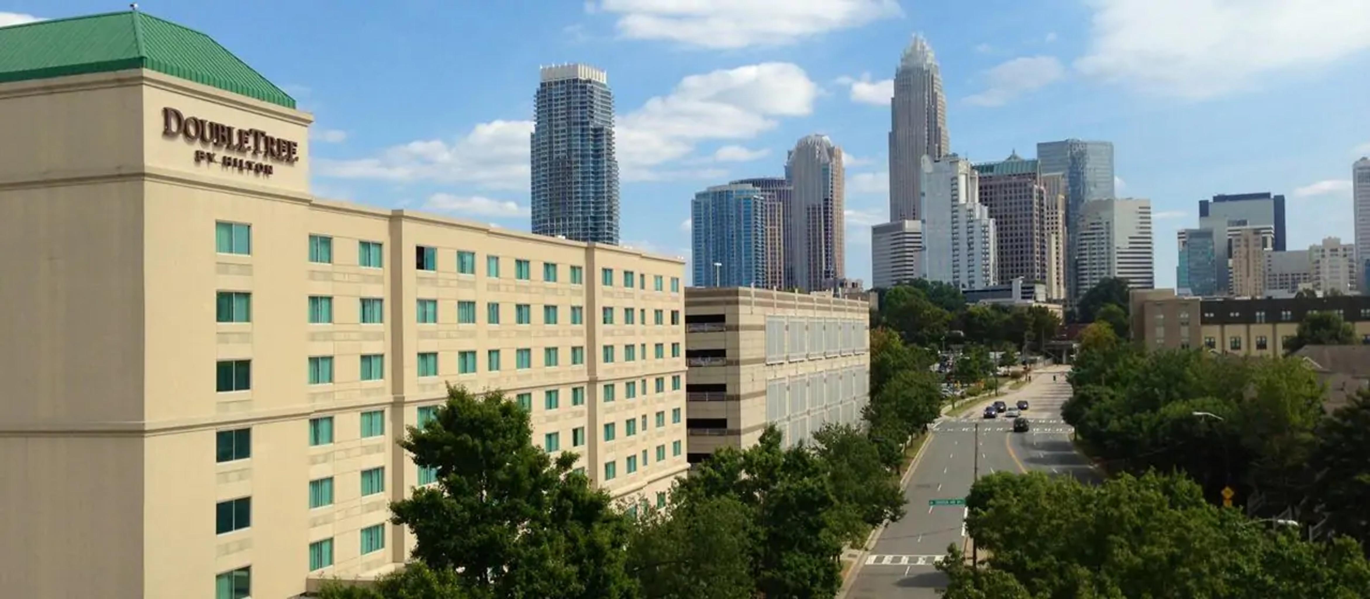 Doubletree By Hilton Charlotte Uptown Hotel Luaran gambar
