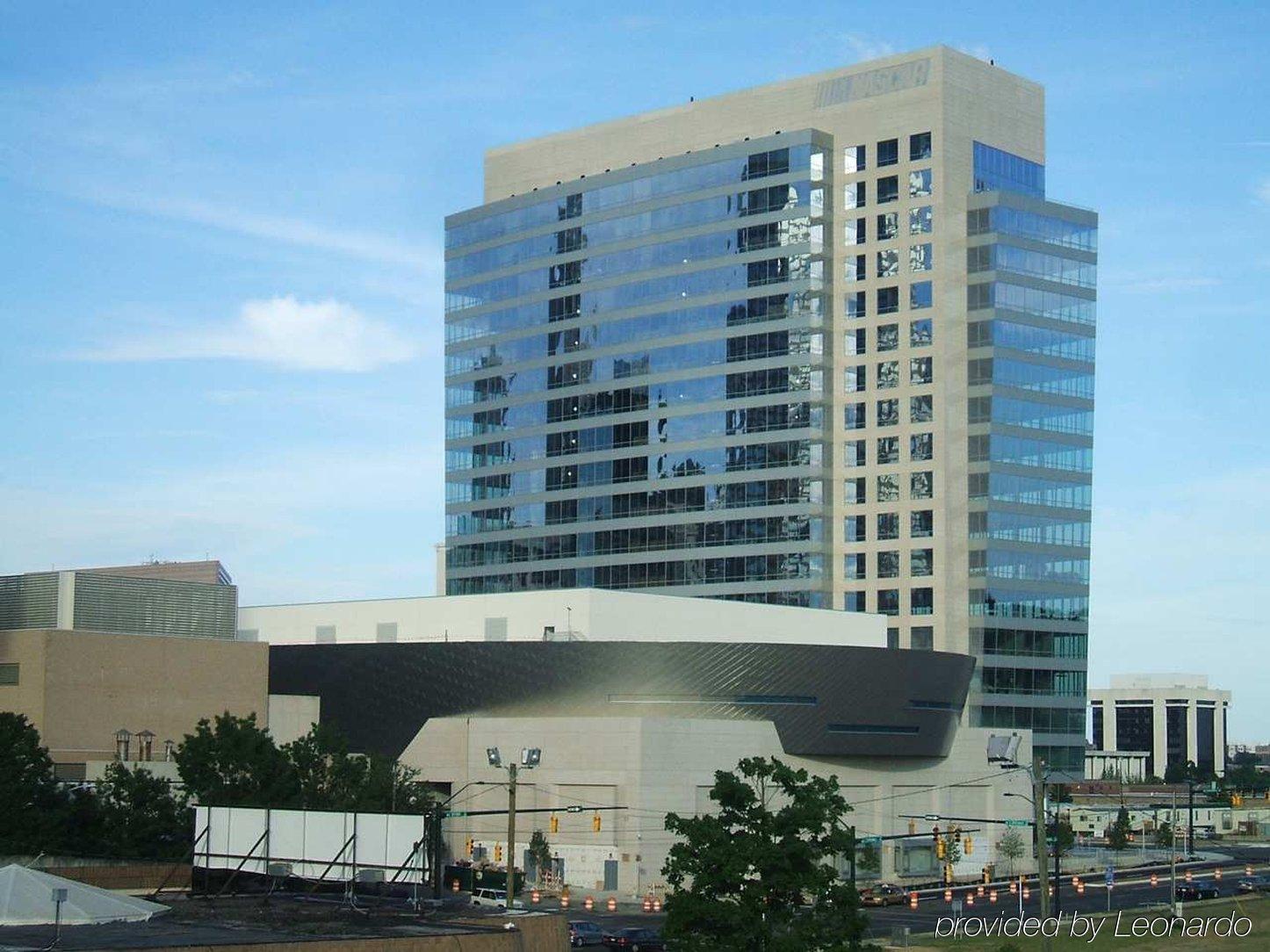 Doubletree By Hilton Charlotte Uptown Hotel Servis gambar